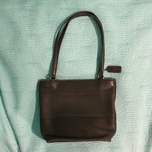 Coach leather shoulder bag
